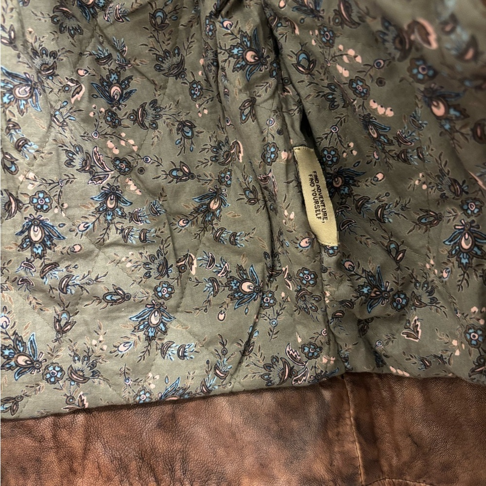 RuffHewn Vintage Leather Jacket - Picture 8 of 10